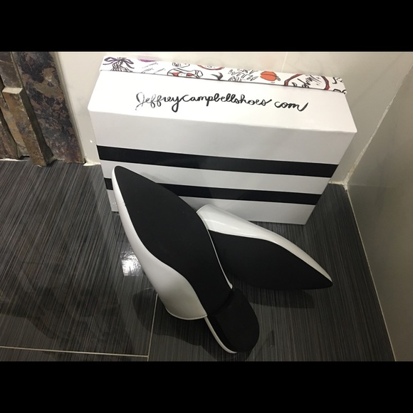 Leather Slides - Picture 5 of 6